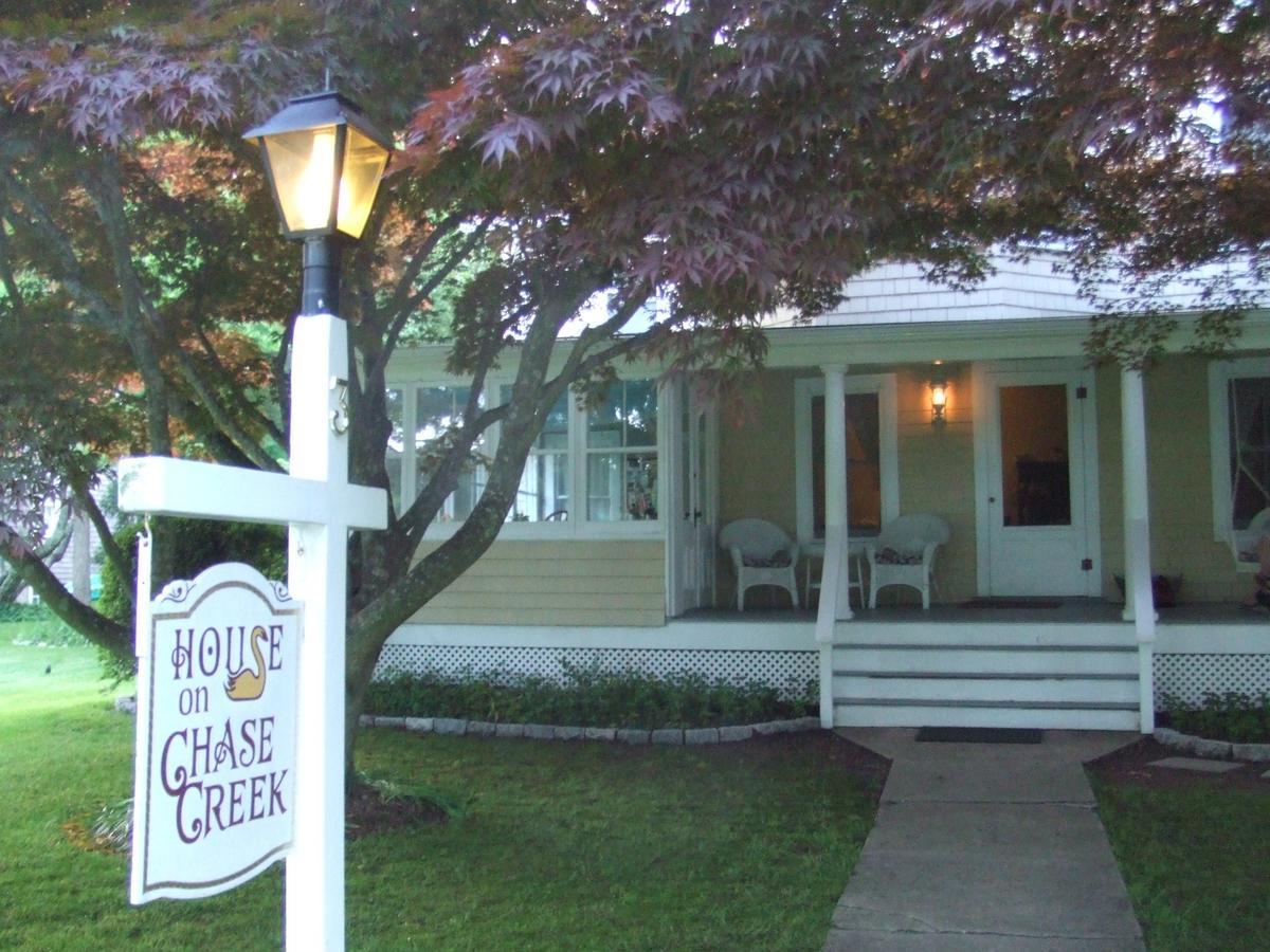 לינה וארוחת בוקר Shelter Island Heights House On Chase Creek מראה חיצוני תמונה